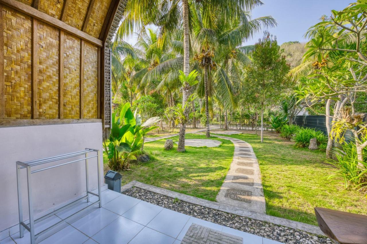 Ananta Bungalow Toyapakeh Exterior foto