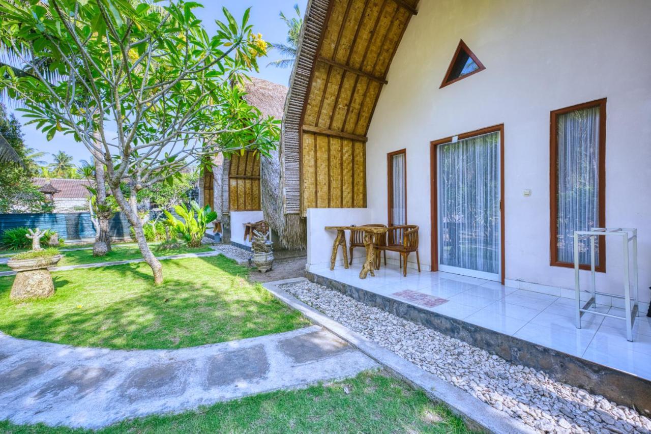 Ananta Bungalow Toyapakeh Exterior foto